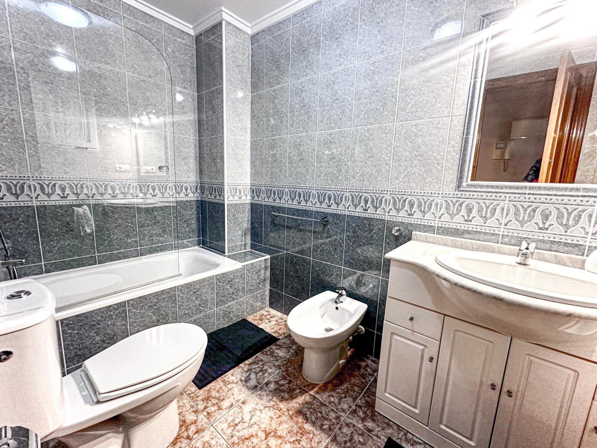 Zadorhomes - Caballero De Rodas Residence Torrevieja Extérieur photo